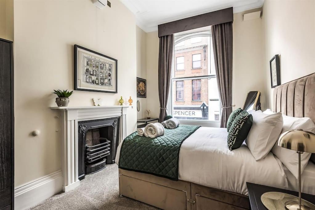Rowntree One - Stunning Apartment- Grade II Listed Йорк Екстериор снимка