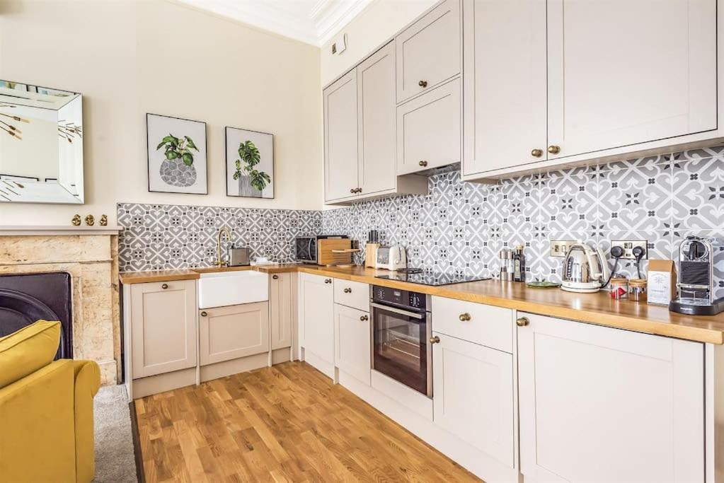 Rowntree One - Stunning Apartment- Grade II Listed Йорк Екстериор снимка